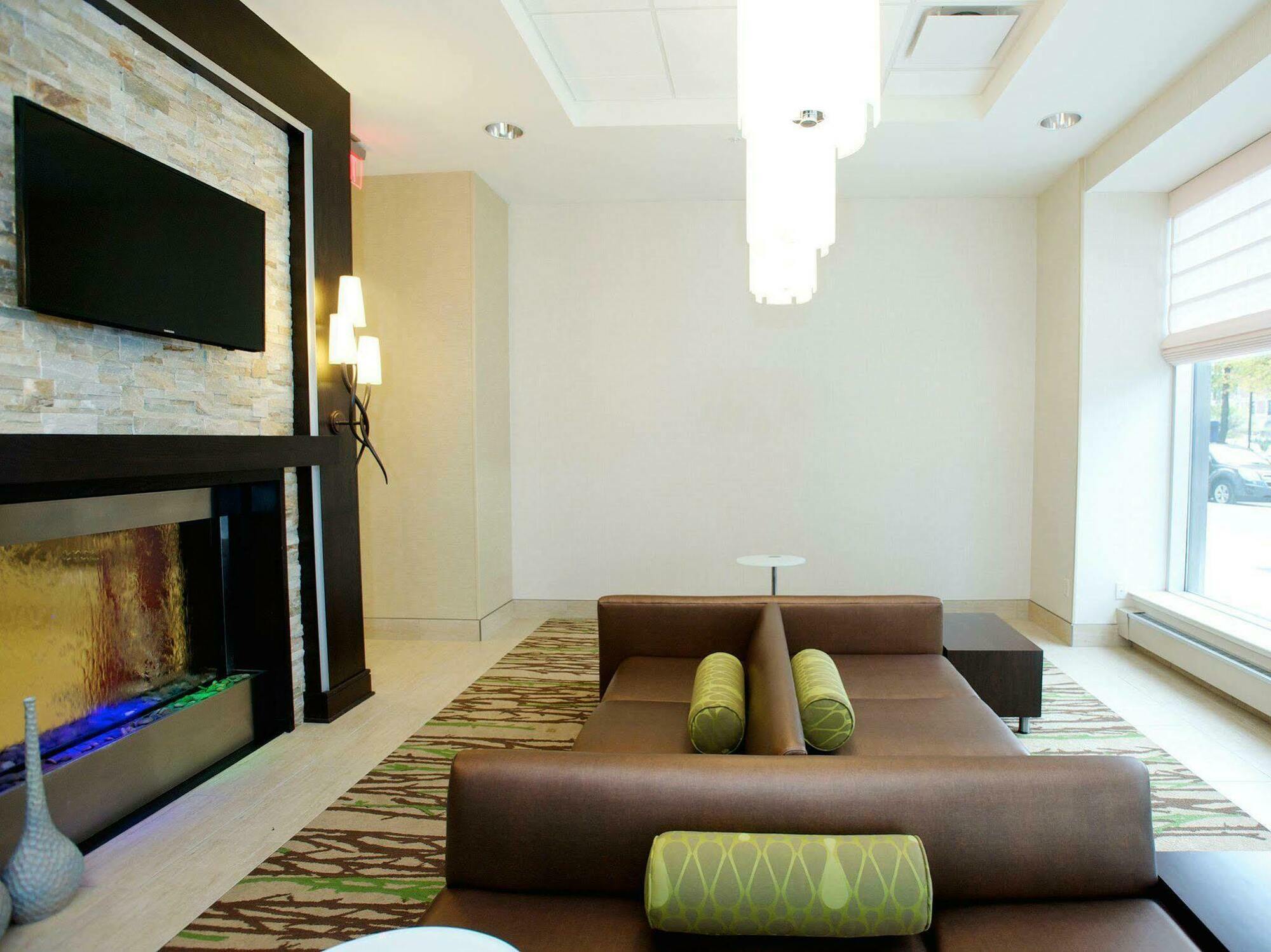 The Hilton Garden Inn Buffalo-Downtown Exteriör bild